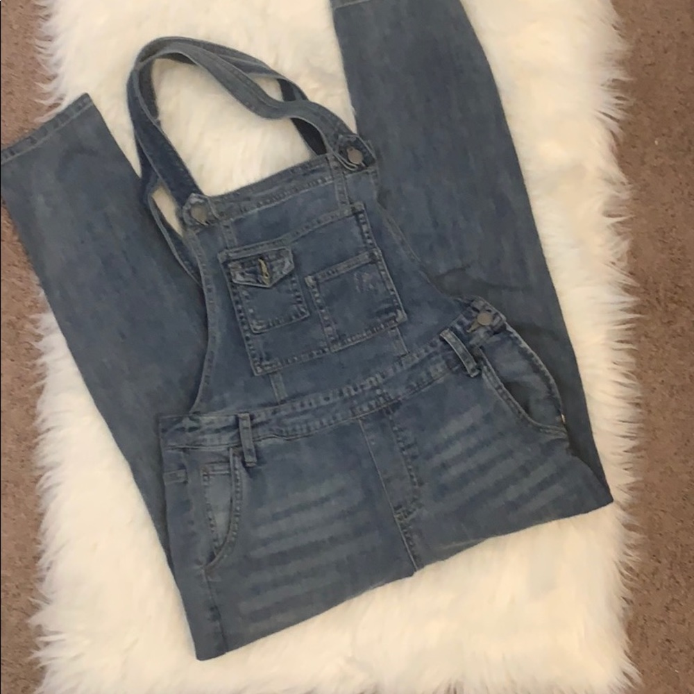 🌻Free People Overalls size 27